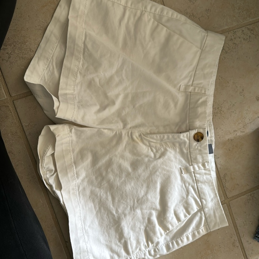 Old navy white shorts size 0